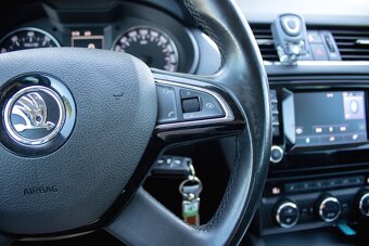 Škoda Octavia Combi - 15