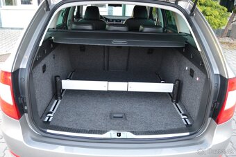 ŠKODA SUPERB COMBI II 2.0 TDI ELEGANCE, KOŽA, BIXENÓNY, R17 - 15