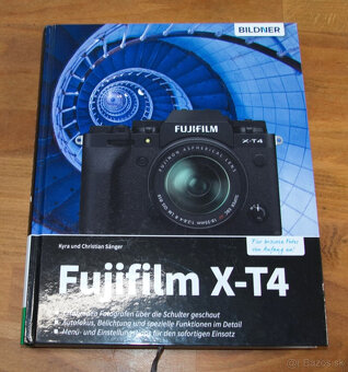 Fotoaparát Fujifilm X-T4 s objektívom XF 16-80 mm, čierny, z - 15