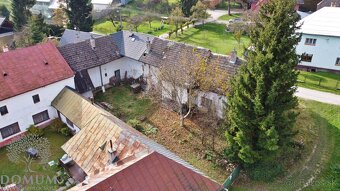 Vidiecke chalupy pod Javorinou z 19 storočia v obci Cetuna - 15