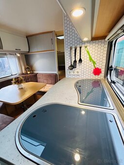 Predám karavan KNAUS SUNDWIND,rv.2005,klíma,mover,poschodová - 15