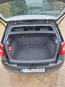 VW Golf 5 1,4 16V - 15