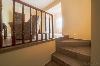 Príjemný dvojgeneračný rodinný dom | 1794 m² | Šemša - 15