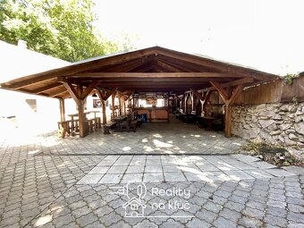 Na prenájom obchodný priestor s terasou v centre mesta NZ - 15