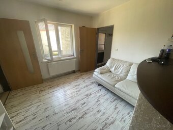 Na predaj rodinný dom po čiastočnej rekonštrukcii, pekný poz - 15