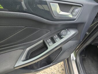Ford Focus Kombi 1.5 TDCi EcoBlue ST-Line A/T, Mesačne: 245€ - 15
