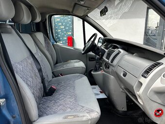 🚐 Opel Vivaro 1.9 CDTI (2007) - 15