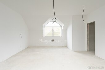 LEN U NÁS Reality KOMPLEX s.r.o. Vám ponúka 6-izbový r - 15