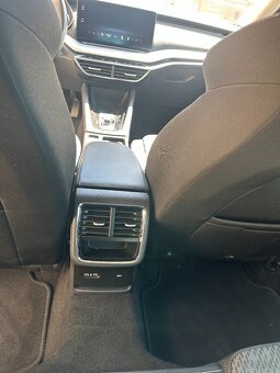 Škoda Octavia Combi 2.0 TDI SCR Style DSG - 15
