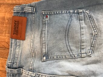 TOMMY HILFIGER originál jeansove/capri nohavice L/XL - 15