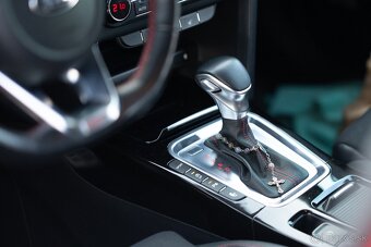 Kia ProCeed GT 12/2020, 65 100 km, v záruke + PPF + keramika - 15