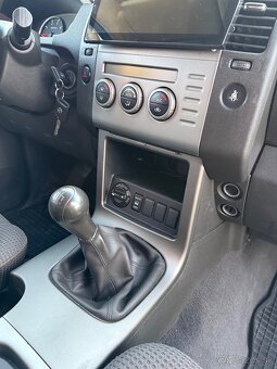 Nissan Pathfinder 2.5 dCI 128kW - 15