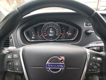Volvo V40 Cross country - 15
