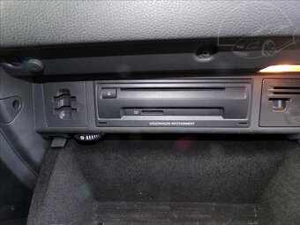 VW Golf Sportsvan 2,0 TDI 110 kW BMT Highline DSG-DPH - 15
