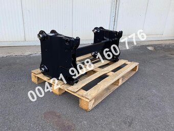 Predám nový rýchloupínač + paletizačné vidly na Komatsu WB - 15