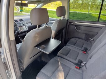 Predám Volkswagen Touran 7 MIESTNE - 15