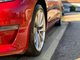 PREDANÉ Tesla Model 3 Long Range AWD (záruka 12/2027) - 15