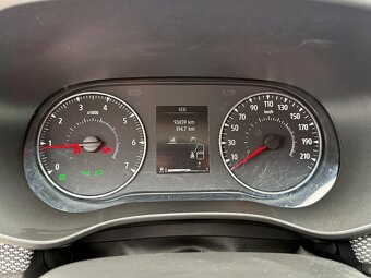 Dacia Jogger TCe 100k BENZÍN + LPG / 2023 / V ZÁRUKE - 15