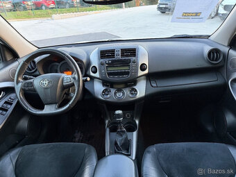 Toyota RAV4 SUV/Off-road 110kw Manuál - 15