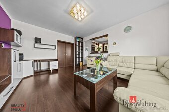 REZERVOVANÉ - 3 izbový byt po rekonštrukcii, Ľubovnianska ul - 15