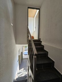 Veľkorysý 5 izbový rodinný dom Nová Dubnica - Veľký Kolačín - 15