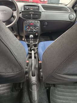 Fiat Punto 1.2 (2003), 122 000 km – 850 € - 15
