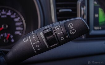 Kia Sportage 2.0 CRDi 4WD A/T - 15