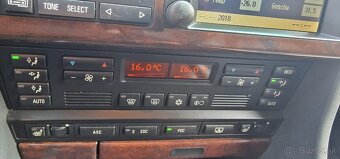 Predám BMW e38 740i bazvanos - 15