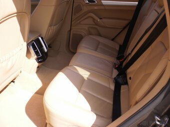 Porsche Cayenne 3.0TDi, 4 x 4 ,180kW, A 8 r.11 - 15