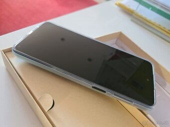 Moto G54 5G,  12/256 GB - 15