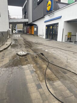 Čistenie zámkovej dlažby, čistenie striech a fasad - 15