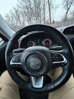 Jeep Renegade 2,0 MJT automat 4x4 - 15