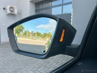 Škoda Octavia Combi 2.0 TDI DSG 4x4 - 15