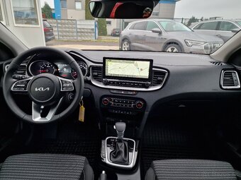 KIA CEED 1.5 T-GDI / AT, NÁJAZD 27KM  / ODPOČET DPH - 15