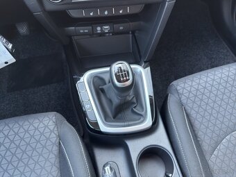 KIA CEED SW 1,4 Mpi M6 GOLD 73kW/99k - 15