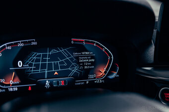 BMW 530d MHEV xDrive Touring Facelift, 2021, odpočet DPH - 15
