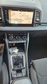 Škoda Karoq 1.5 TSI ACT Sportline LED - 15