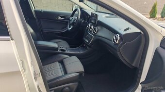 Mercedes - Benz GLA 180 - 15