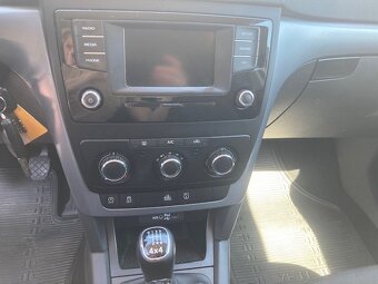 Škoda Yeti 2.0 TDI 81kW 9/2016, 4x4,196734km - 15