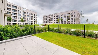 PRÚDY – zariadený 3 izb. byt s loggiou a predzáhradkou II. e - 15