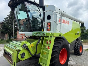 Sklízecí mlátička Claas Lexion 660, žací lišta V750, rok výr - 15