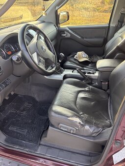 Nissan Pathfinder - 15