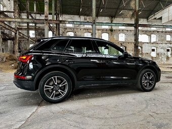 Audi Q5 40 2.0 TDI 150KW mHEV quattro Black-Optic - 15