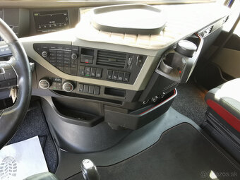Prodám tahač návěsů VOLVO FH 13 500 EURO 6 dvouokruhová h. - 15