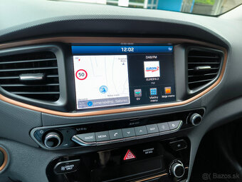 Hyundai Ioniq Electric - 15