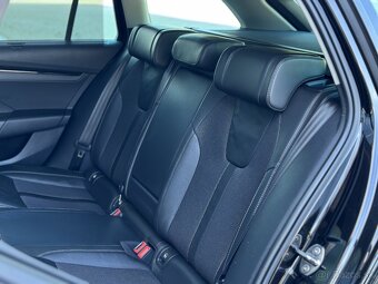 Škoda Octavia Combi 2.0 TDI SCR Style DSG  VIRTUAL PANORAMA - 15