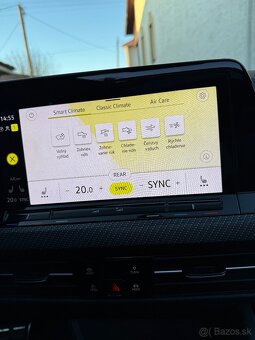 VW Golf variant R-Line VIII Matrix/Virtual/ Panoráma/DCC/ACC - 15