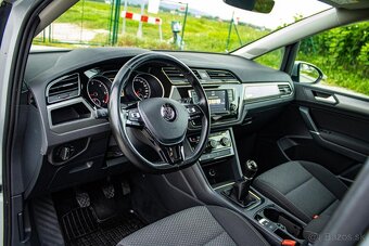 Volkswagen Touran 2.0 TDI Edition Comfortline - 15