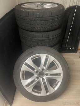 Mercedes-Benz E 250 CDI 4MATIC AMG - 15
