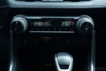 Toyota RAV4 2.5 Hybrid e-CVT GR Sport AWD, možný odpočet DPH - 15